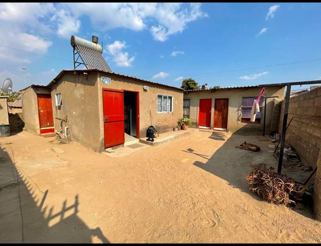 7 BEDROOM HOUSE FOR SALE IN OLIEVENHOUTBOSCH